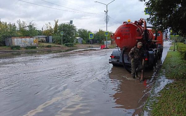 В Улан-Удэ  устраняют последствия дождя