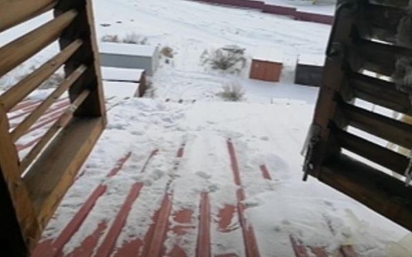 В Улан-Удэ сантехник упал с крыши многоэтажного дома