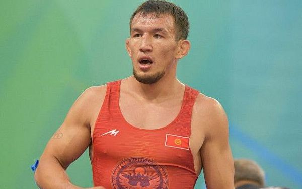 Бурятский борец выступит на чемпионате мира за Кыргызстан