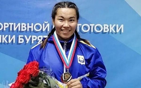 Бурятская спортсменка стала чемпионкой России по пляжной борьбе