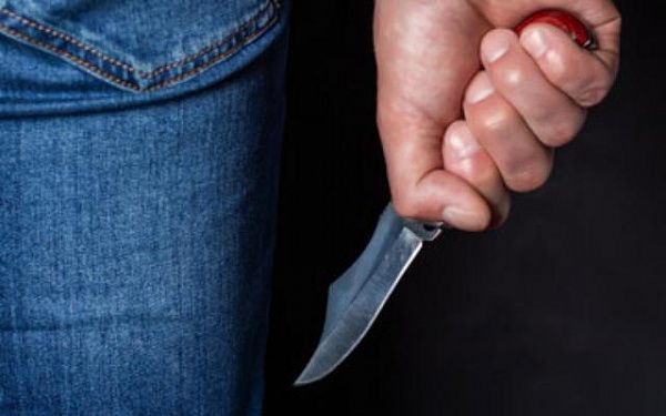 Житель Бурятии нанёс четыре ножевые ранения экс-супруге