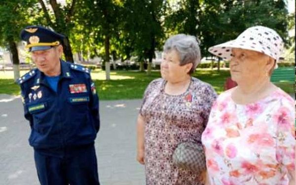 Пенсионеры из Бурятии покоряют просторы России на "Жигулях"