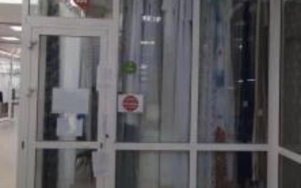 Судебные приставы приостановили деятельность бутика в торговом центре «Сагаан Морин» на 30 суток