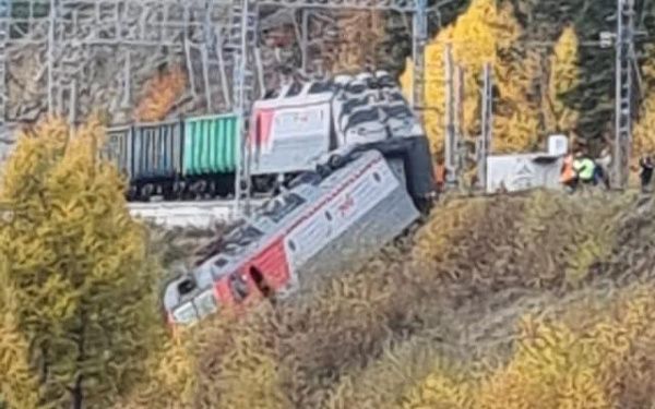 В Бурятии произошла авария на железнодорожных путях