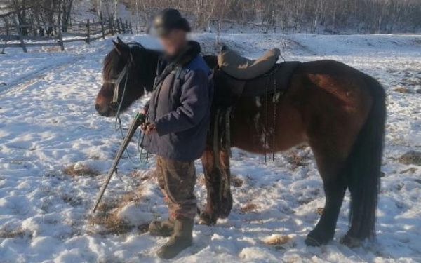 В Бурятии задержали вооруженного всадника 