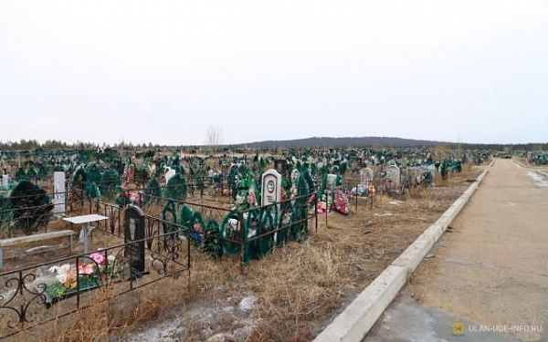 В Улан-Удэ разрешили посещение городских кладбищ в родительский день
