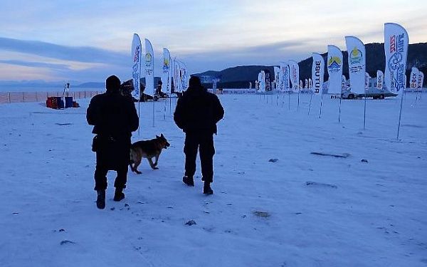 В Бурятии росгвардейцы обеспечивают безопасность фестиваля скорости «Байкальская миля»