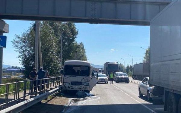 На контроле прокуратуры Бурятии  находится ДТП, в которой пострадали 15 человек 