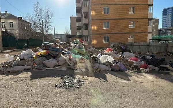 Центр Улан-Удэ очистили от мусорного завала благодаря вмешательству прокуратуры