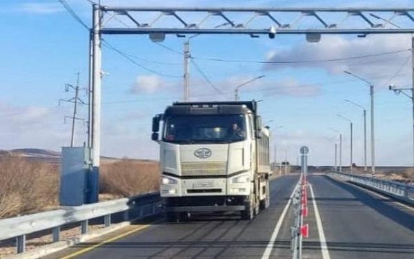 11,2 млн рублей взыскали с водителей за перегруз и негабарит на региональных дорогах Бурятии 