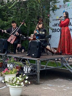 Заключительный концерт проекта «Музыкальный дворик на Арбате» «Волшебство бурятской музыки в историческом центре города»