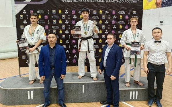 Каратисты Бурятии стали победителями домашнего чемпионата 