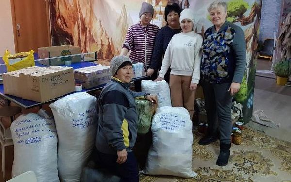 Более 30 кг гуманитарной помощи для участников СВО отправили ТОСы Улан-Удэ