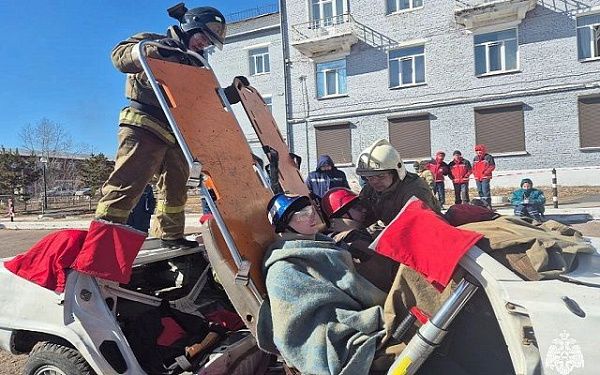 В Бурятии за сутки пожарно-спасательные подразделения реагировали на 19 возгораний