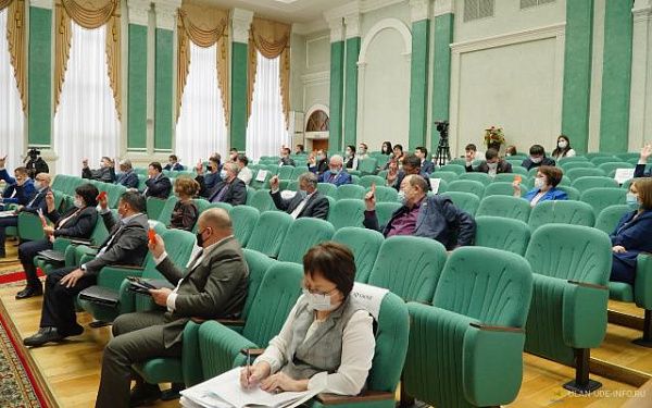 Депутаты горсовета утвердили бюджет города Улан-Удэ во втором чтении