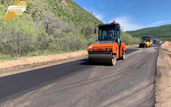 Ремонт региональной дороги в Мухоршибирском районе Бурятии идет с опережением графика