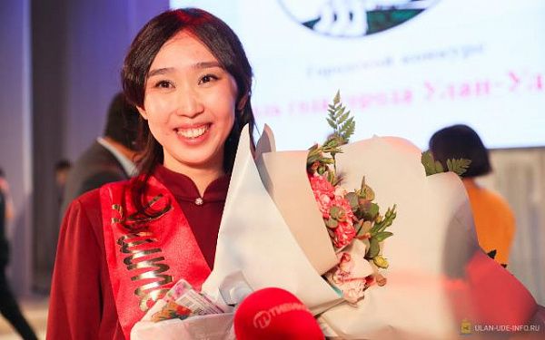 Педагог из Улан-Удэ вошла в число 15 лауреатов конкурса «Учитель года России»
