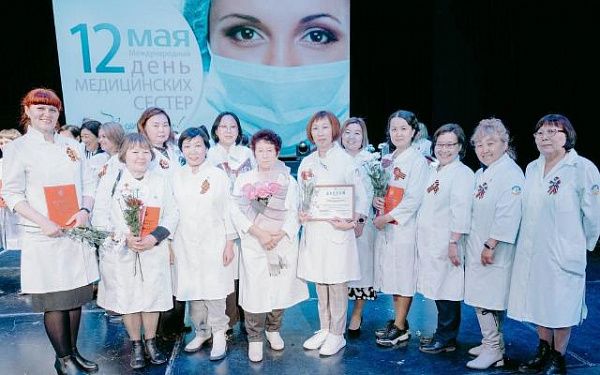 В Бурятии свой профессиональный праздник отмечают медсёстры