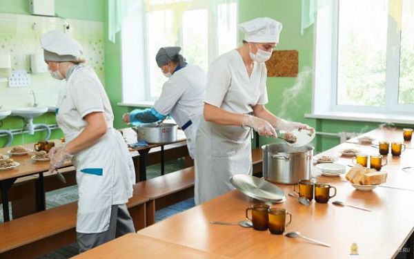 В школах Улан-Удэ проверяют организацию горячего питания