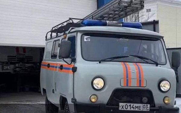 В Улан-Удэ из запертой квартиры спасли пожилую женщину 
