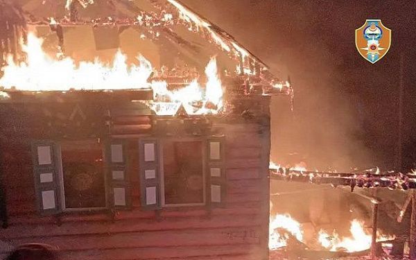 Пожар уничтожил дом в Тарбагатайском районе