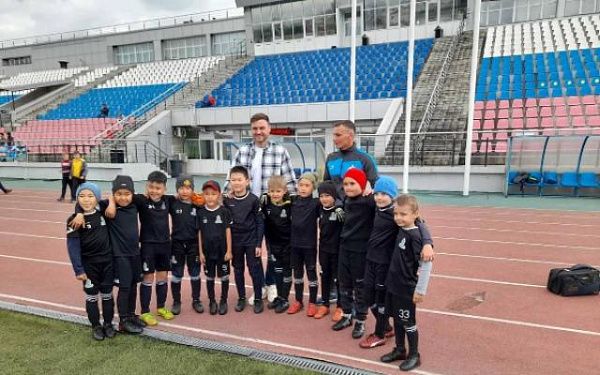 Известный футболист из Бурятии построит в Улан-Удэ крытый футбольный манеж