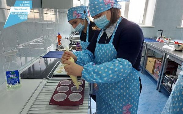 В Улан-Удэ дети с ограниченными возможностями здоровья обучаются «Поварскому делу»