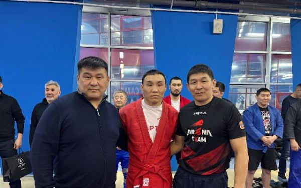 В Улан-Удэ чествовали призёров чемпионата России по боевому самбо