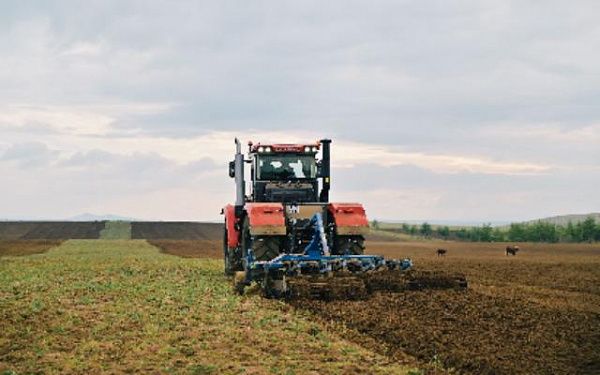 В Бурятии подвели итоги сельскохозяйственного года и наградили лучших работников предприятий агропромышленного комплекса