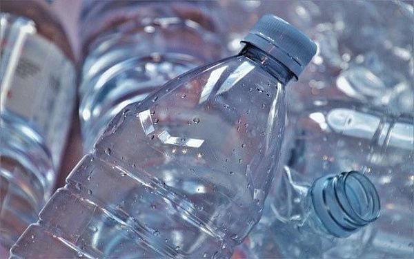 Квас будут разливать только в новые пластиковые бутылки