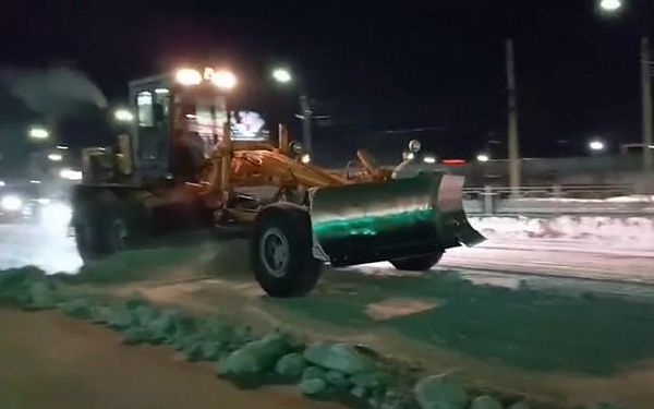Улан-Удэ всю ночь чистили от снега