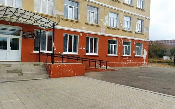 Народный фронт поднял вопрос о халатности ответственных лиц, участвующих в приемке капремонта гусиноозерской гимназии 