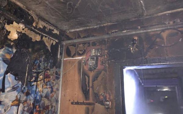 На севере Бурятии трое мужчин получили ожоги, пытаясь потушить пожар в доме