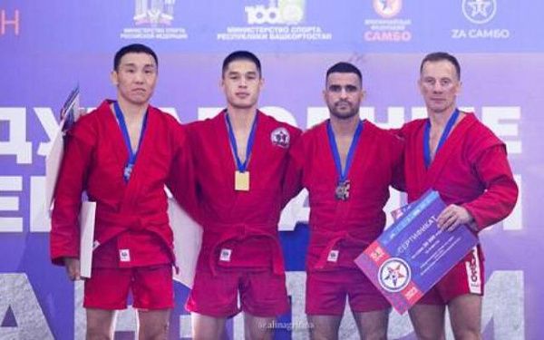 Бурятский самбист стал вице-чемпионом международного турнира