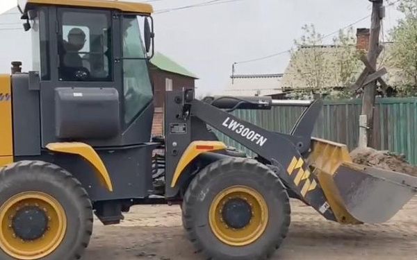 В микрорайоне Улан-Удэ постелят новый асфальт и обустроят автобусные остановки 