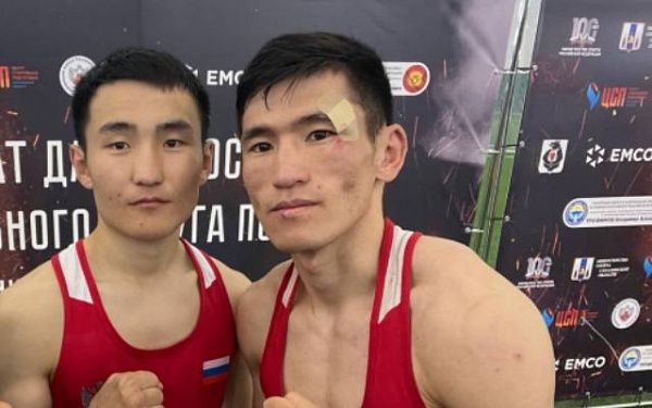 Боксёры из Бурятии выиграли две путёвки на чемпионат России 