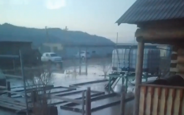 Из-за подъёма воды и подтопления в Бурятии эвакуировано несколько домов