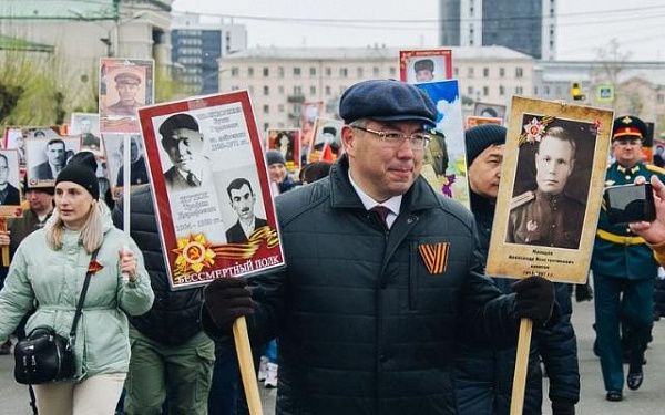 В акции «Бессмертный полк» в Улан-Удэ приняли участие 60 тысяч жителей Бурятии