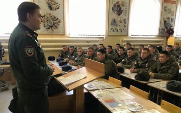 Работники военной прокуратуры Улан-Удэнского гарнизона приняли участие в Едином дне правовых знаний