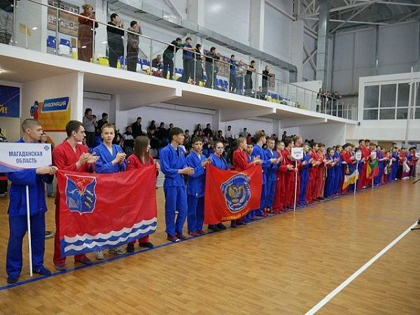 В Улан-Удэ состоялось торжественное открытие Чемпионата и Первенства ДФО по универсальному бою