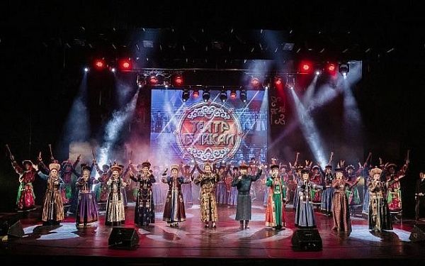 Театр «Байкал» отмечает 80-летие