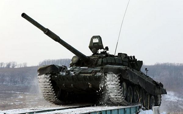 В Бурятии экипажи танков Т-72 приступили к занятиям по вождению