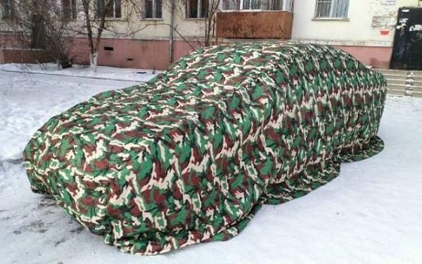 Улан-удэнский таксист украл портативный гараж