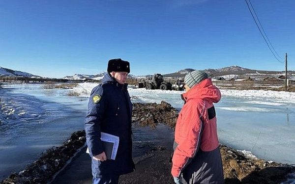 Прокуратура Тарбагатайского  района контролирует ситуацию с выходом наледных вод на реке Куйтунка