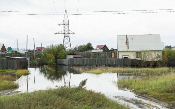 В Улан-Удэ из подтопленных домов начала уходить вода
