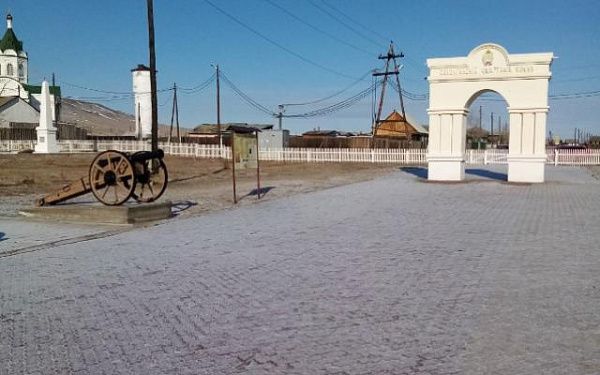 В поселке Новоселенгинск Селенгинского района Бурятии завершилось благоустройство площади «Воинской славы»
