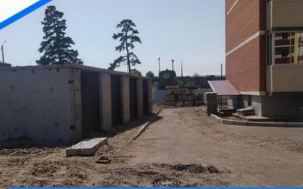 В Улан-Удэ на одной из улиц выявили гаражи-"самоволки"