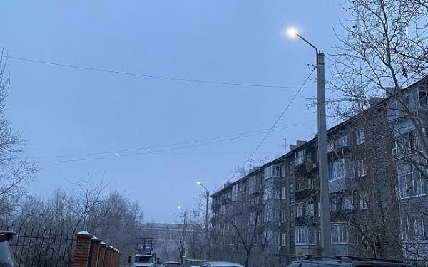 В Улан-Удэ возле гимназии № 3 установили новое уличное освещение