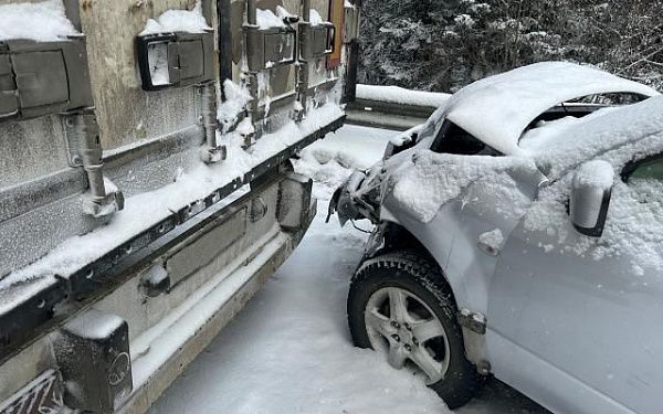 15-летняя девочка пострадала при столкновении автомобилей в Бурятии