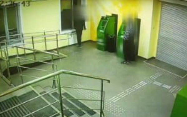 20-летний улан-удэнец пытался вскрыть банкомат с 7 млн рублей